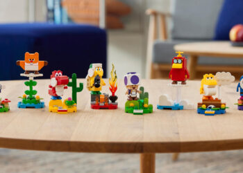 Lego and also Nintendo work together once more to provide us the very best personality, Blue Shy Guy